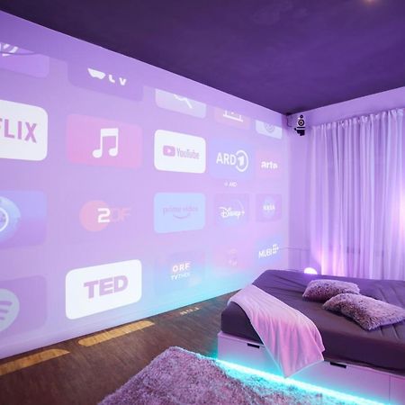 Huge Apartment With Home Cinema And Kitchen In Friedrichshain Berlín Exterior foto