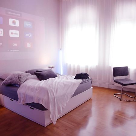 Huge Apartment With Home Cinema And Kitchen In Friedrichshain Berlín Exterior foto