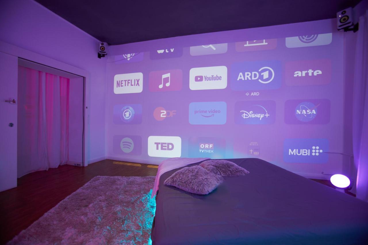 Huge Apartment With Home Cinema And Kitchen In Friedrichshain Berlín Exterior foto